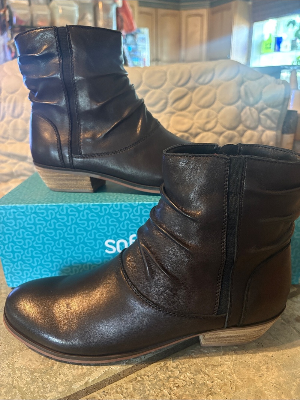 Softwalk Rochelle ankle boot NIB - Picture 2 of 9